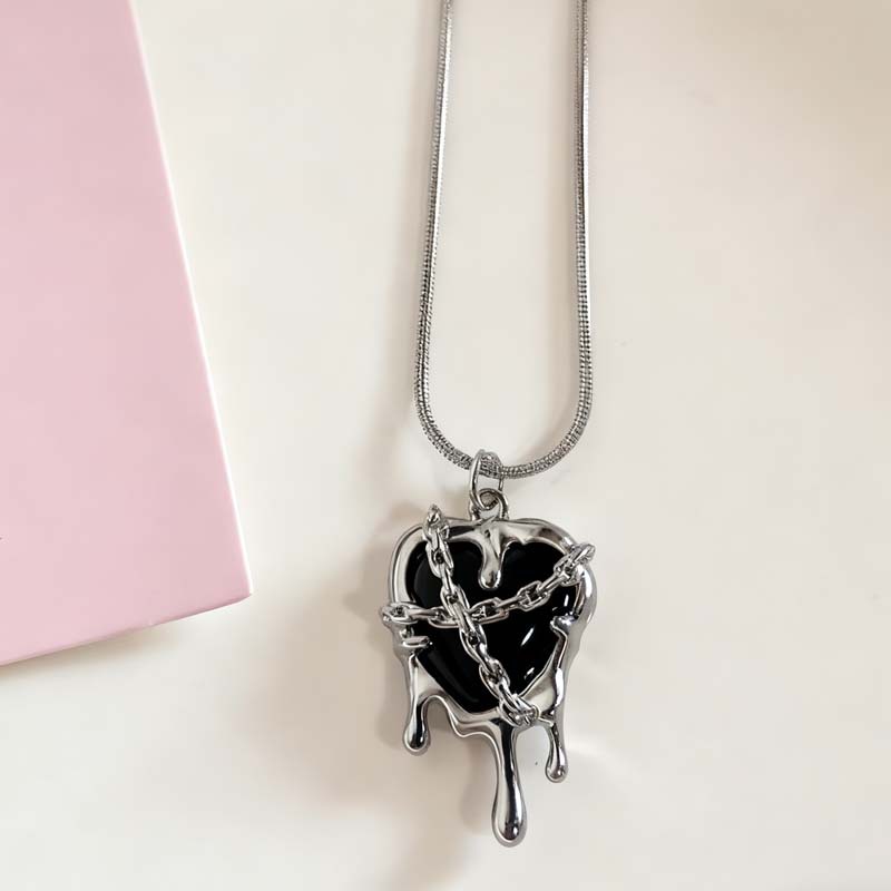 Kalung dan Anting Liontin Hati - Men Accessories Aesthetic ulasan dan harga